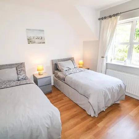 12 Hillview